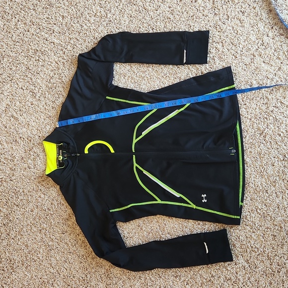 Under Armour - Jacket - Medium - Picture 5 of 12